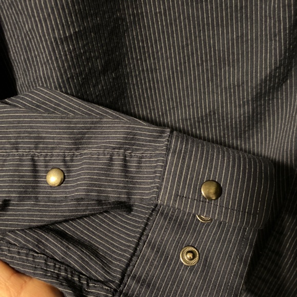 - Armani Exchange slim fit XL - Picture 3 of 5